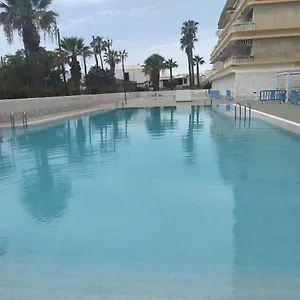 apartamento-en-playa-honda.in-canary-islands.com/